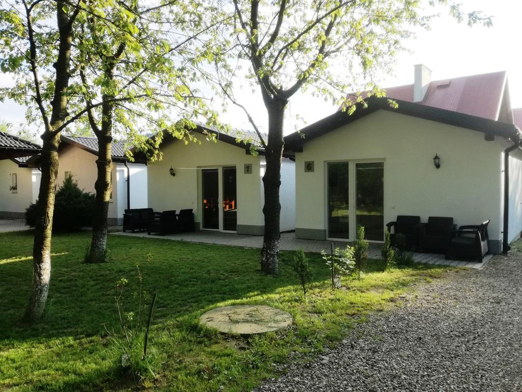 Domki Cztery Pory Roku Czchow Esterno foto