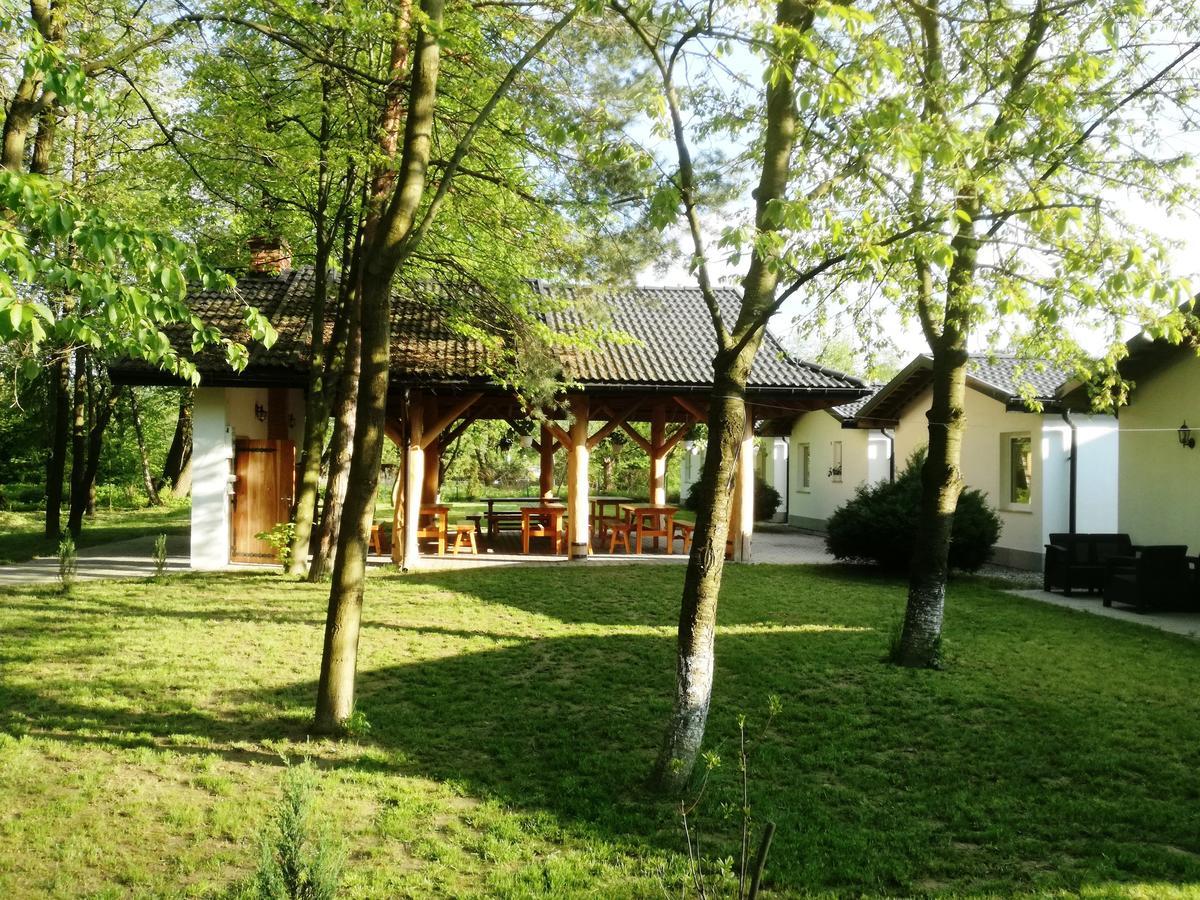 Domki Cztery Pory Roku Czchow Esterno foto